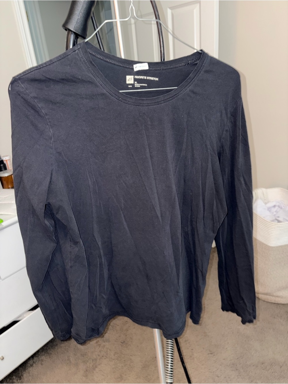 GAP Women's Long Sleeve Crew Neck Tee - Black